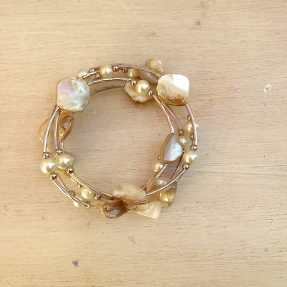 gold sea shell wrap around bracelet! - Picture 1 of 2